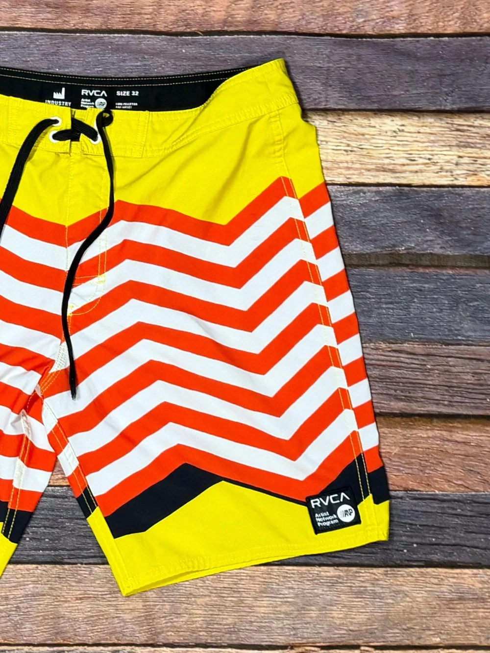 RVCA Board Shorts Men's Size Swim Trunks Bathing Suit Swimwear